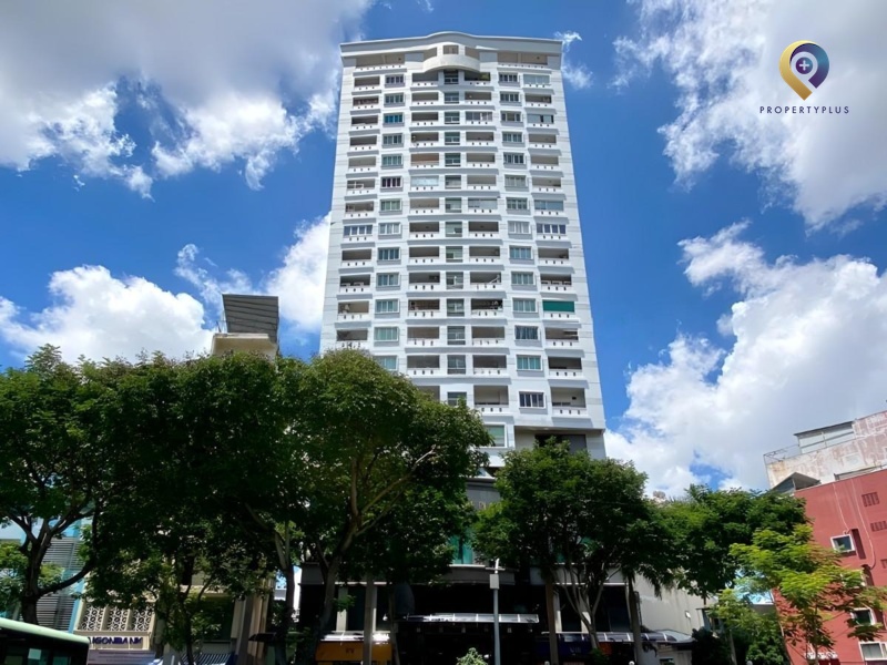 International Plaza
